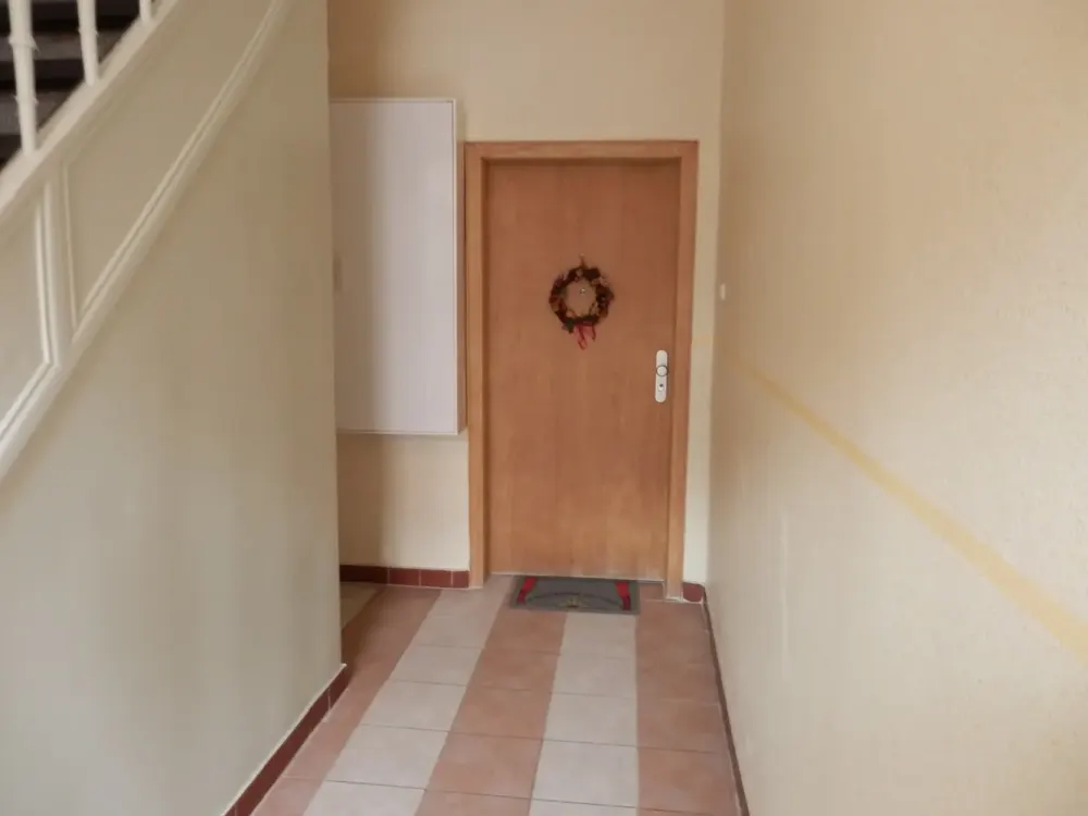 2-Zimmer-Wohnung, 55 qm, ruhige Lage, sehr gute Anbindung