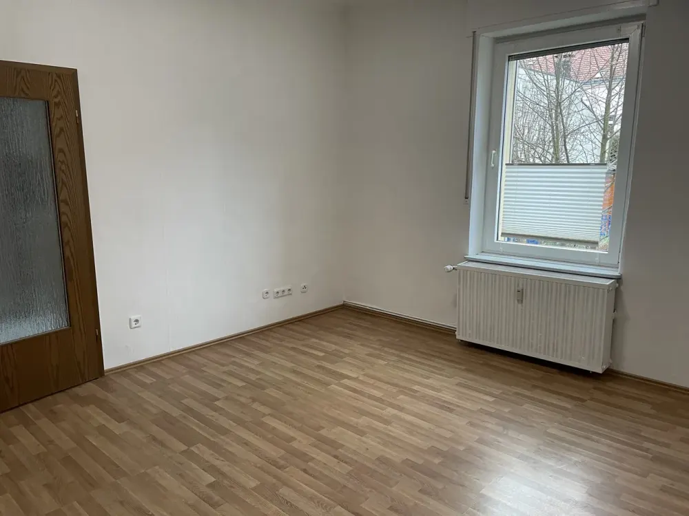 2-Zimmer-Wohnung, 55 qm, ruhige Lage, sehr gute Anbindung