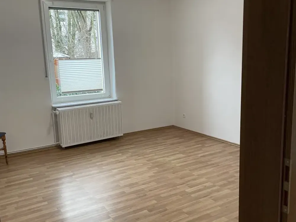 2-Zimmer-Wohnung, 55 qm, ruhige Lage, sehr gute Anbindung