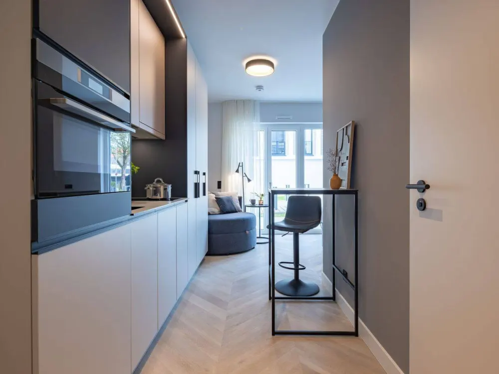 "Summer in the City" | Stylische Erdgeschoss-Wohnung mit eigener Terrasse und Komplettausstattung!