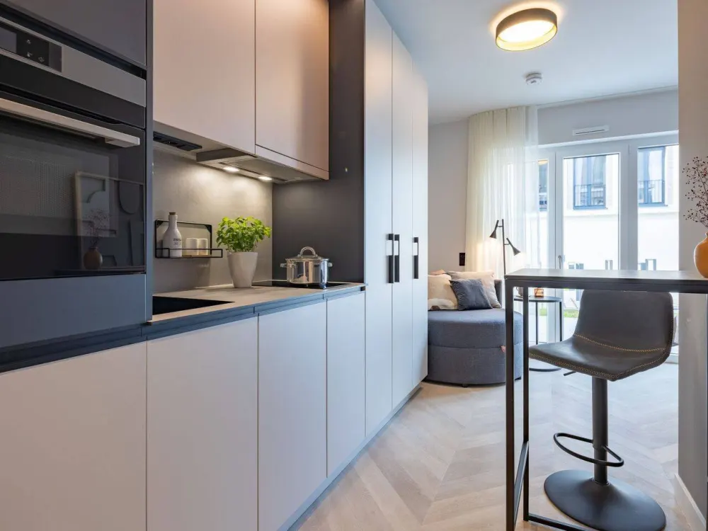 "Summer in the City" | Stylische Erdgeschoss-Wohnung mit eigener Terrasse und Komplettausstattung!