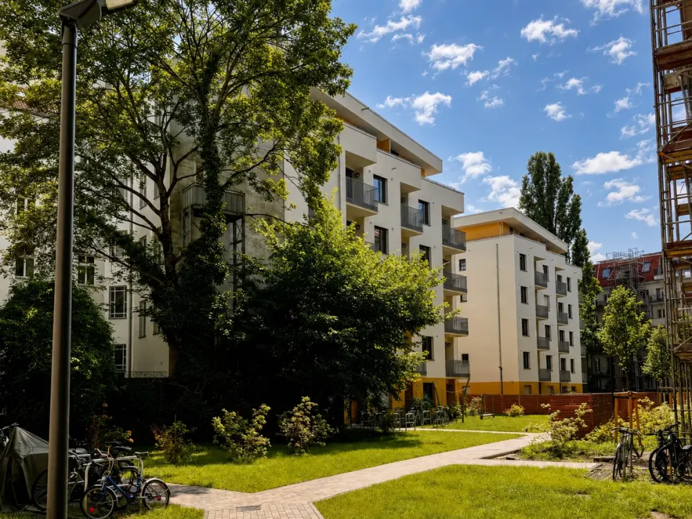 Erstbezug: 2-Zimmer-Neubau-Penthouse mit 21 m² Sonnenterrasse, Einbauküche & Aufzug