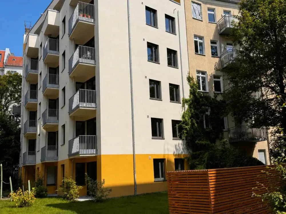 Erstbezug: 2-Zimmer-Neubau-Penthouse mit 21 m² Sonnenterrasse, Einbauküche & Aufzug