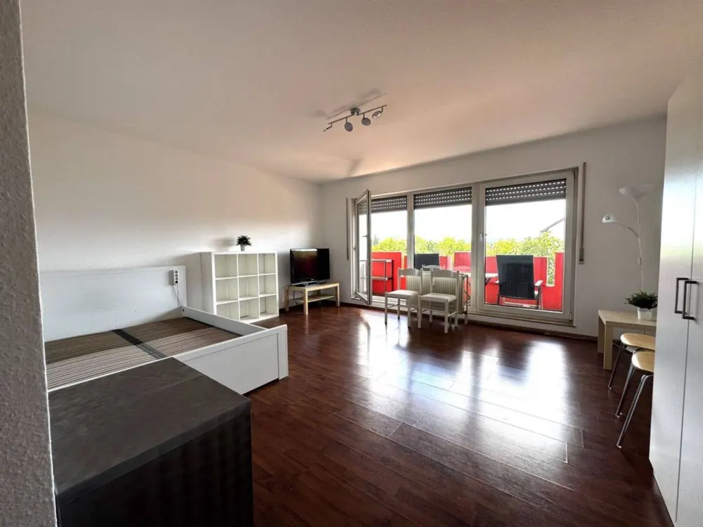 Bezugsfreies Appartement mit Balkon - 3. OG - in Bahnhofsnähe