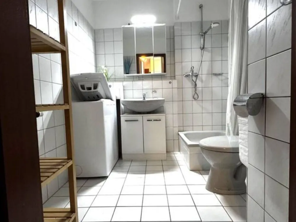 Bezugsfreies Appartement mit Balkon - 3. OG - in Bahnhofsnähe