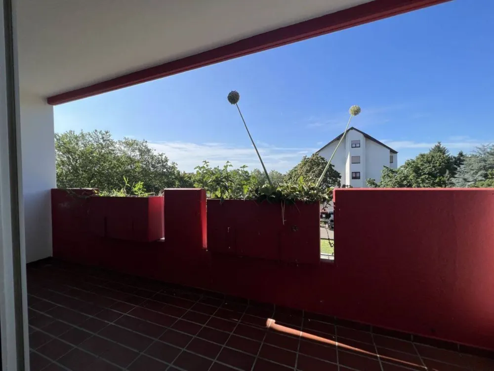 Bezugsfreies Appartement mit Balkon - 3. OG - in Bahnhofsnähe