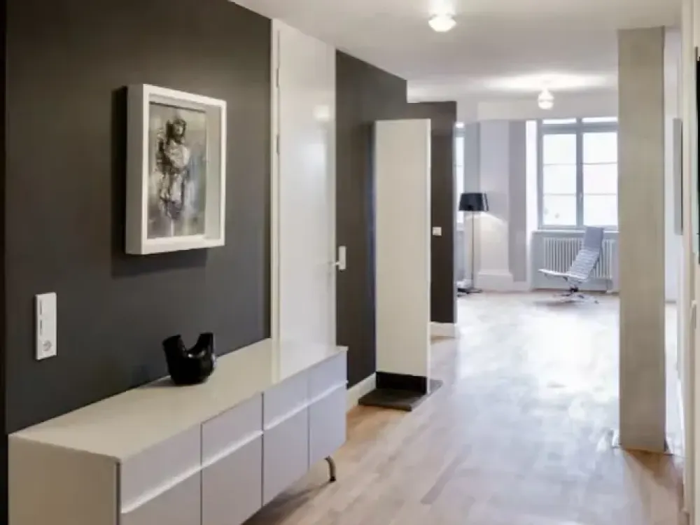 Salon-Maisonette im Schloss mit Main- und Parkblick - TG - EBK