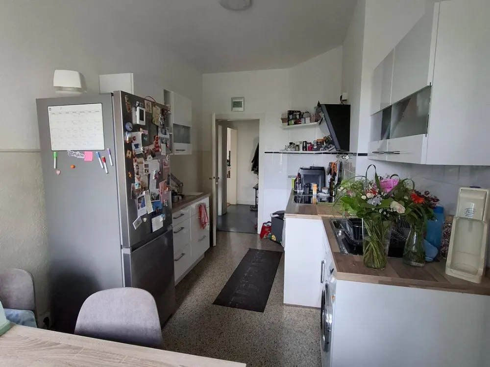 Wunderschöne helle 2-Zimmer Wohnung mit Balkon in Flingern