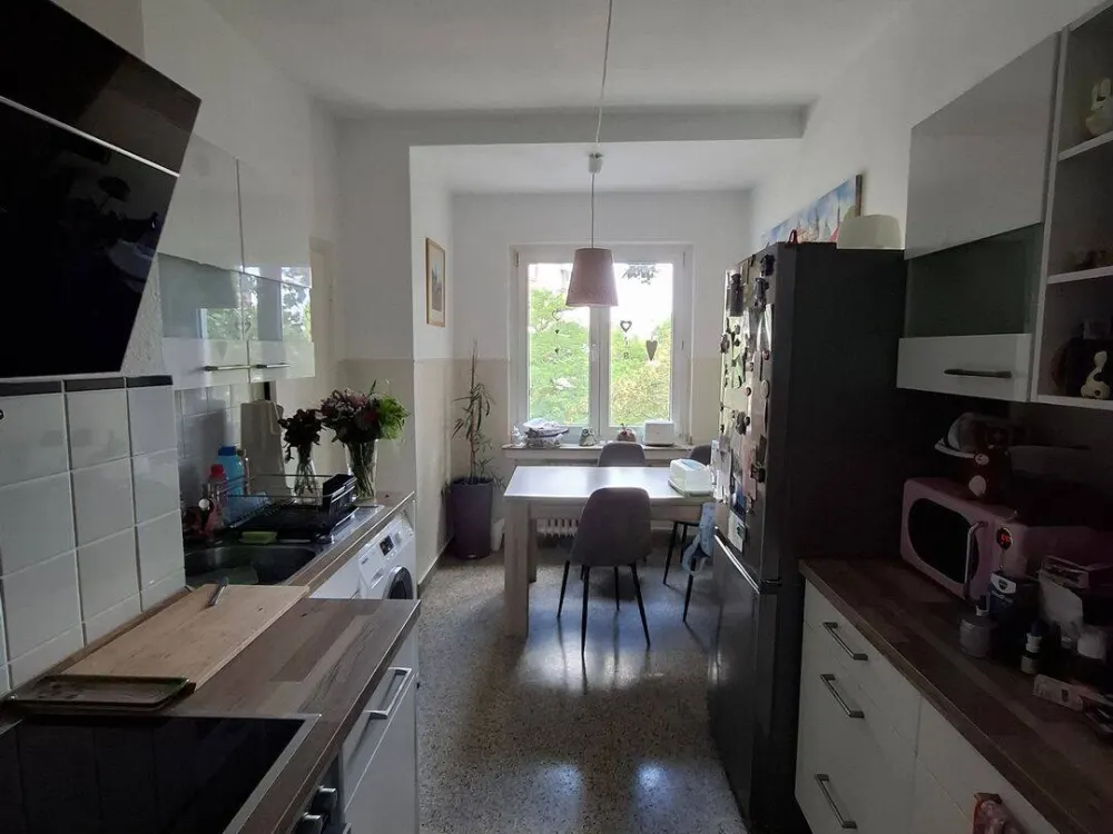 Wunderschöne helle 2-Zimmer Wohnung mit Balkon in Flingern