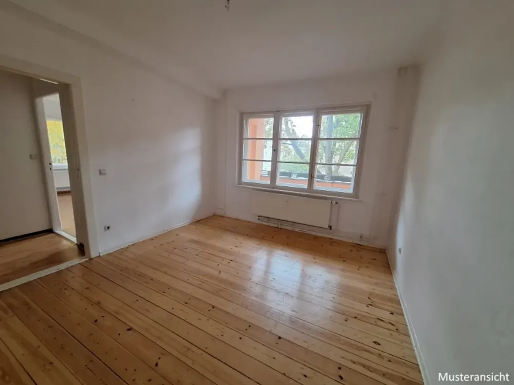 Wohnen in Friedrichsfelde: 2,5 Zimmer mit Top-Anbindung & Erholungsfaktor