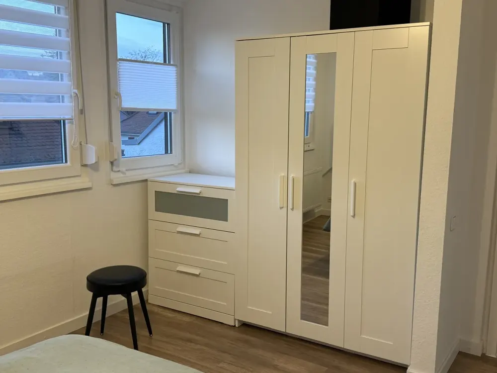 Geschmackvolle, gepflegte, möbilierte Single 2-Raum-DG-Wohnung in Offenbach am Main