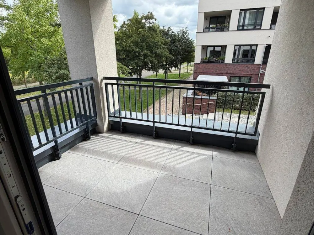 Fitted kitchen, quiet 3-room apartment