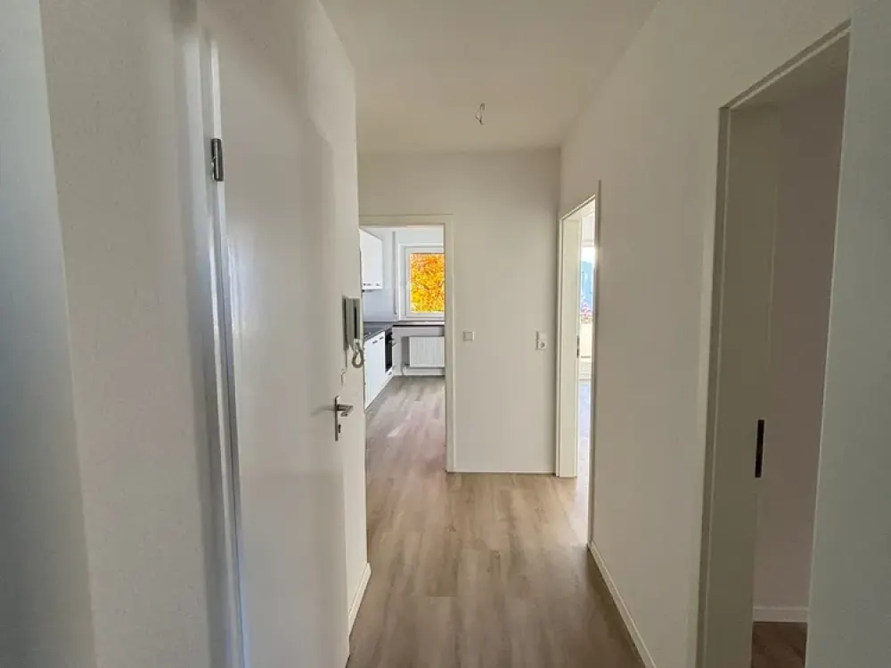 Vor kurzem renovierte 2 Zimmer Wohnung mit Balkon in Stuttgart-Hofen