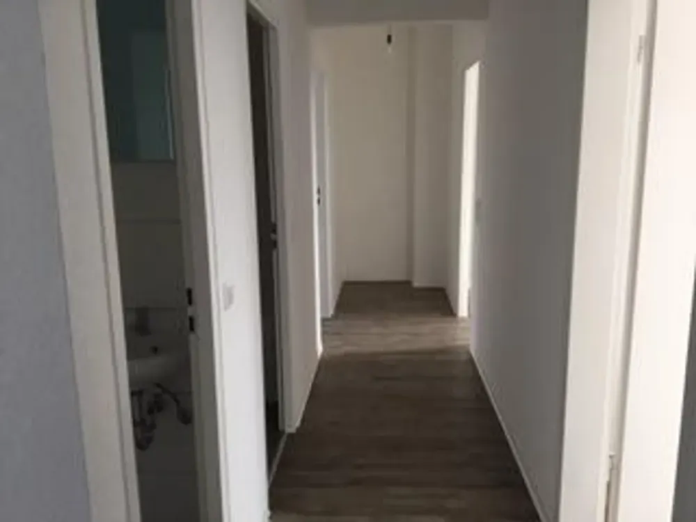 Individuelle 3-Zimmer-Wohnung mit Einbauküche in grüner Wohnlage