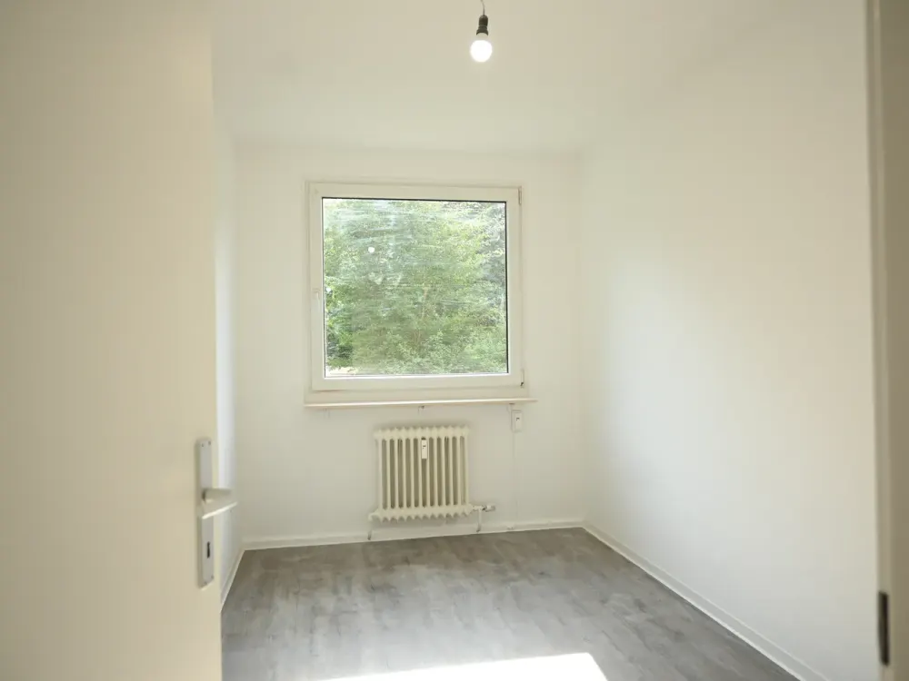 Individuelle 3-Zimmer-Wohnung mit Einbauküche in grüner Wohnlage