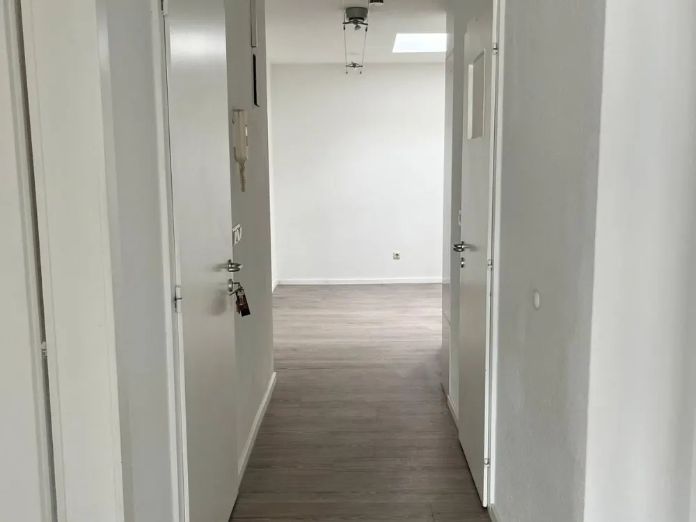 4 Zimmer Nähe Bahnhof * 2 Balkone * eigener Eingang