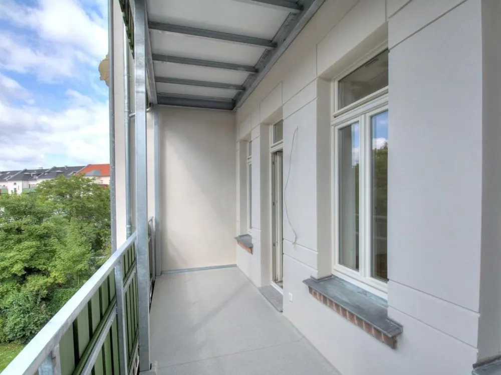 Hochwertig sanierte 3-Zimmer-Wohnung mit Luxus-Einbauküche, Terrasse und Gartenabteil