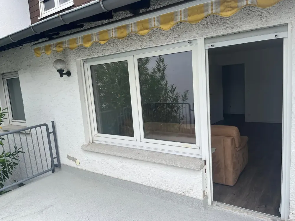 Tasteful 4-Room Apartment with High-Quality Interior, Balcony and Fitted Kitchen in Mörfelden-Walldorf