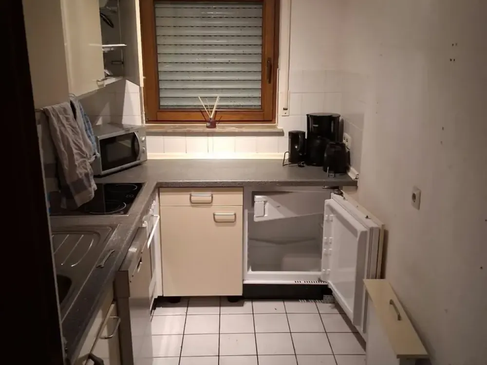 Kaltental: 2-Zimmer-Wohnung mit Terrasse und Einbauküche