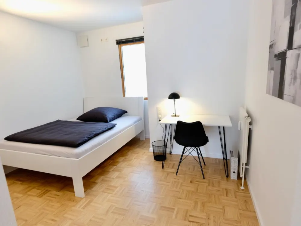 Wunderschöne 2-Zi-Wohnung mit Balkon * Top möbliert * S-Süd *