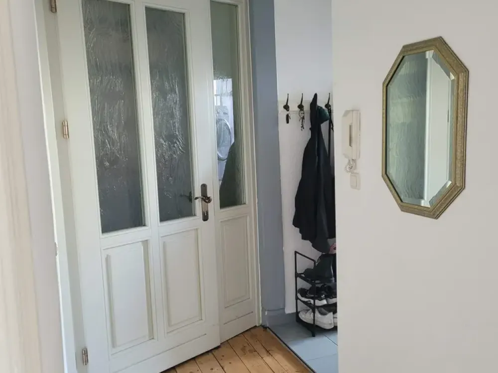 Schöne Altbauwohnung mit 2 Zimmern in der Karlsruher Oststadt