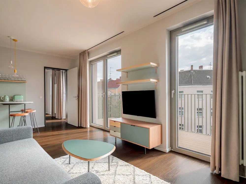 BESICHTIGUNGEN: Mi 9:00 & Fr 16:00 - Großzügige 3-Zimmer-Wohnung mit Balkon im RIX Neukölln, unbefristet