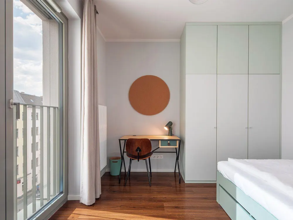 BESICHTIGUNGEN: Mi 9:00 & Fr 16:00 - Großzügige 3-Zimmer-Wohnung mit Balkon im RIX Neukölln, unbefristet