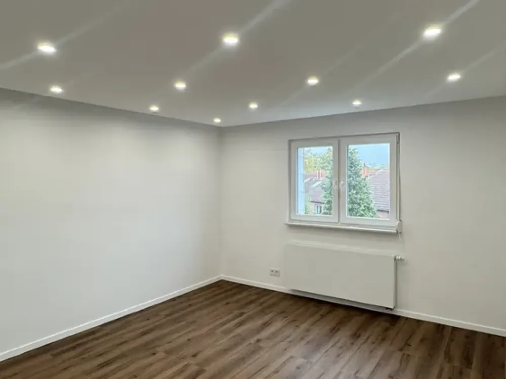 Apartment 4 Rooms + Usable Attic Space 15 m2 + Basement Room