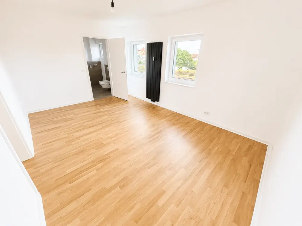 88m² PENTHOUSE im Erstbezug // Ecke Parkallee mit EBK, Parkett & Terrasse