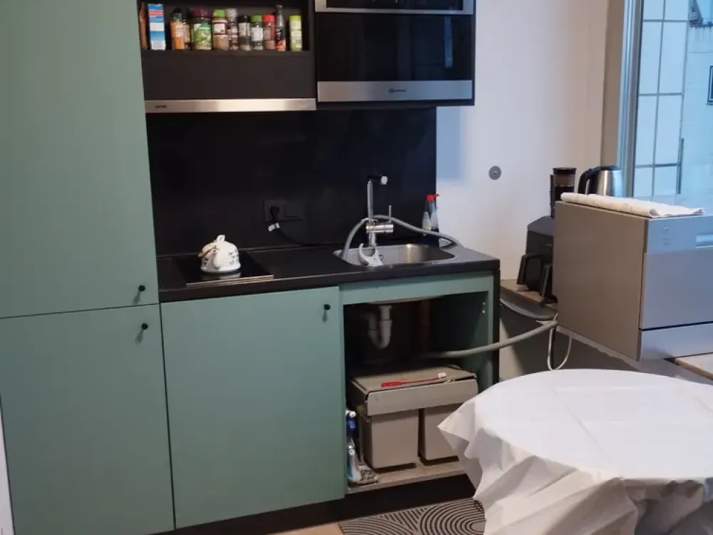 Zwischenmiete in Köln-Ehrenfeld, Voll möbliertes Studio