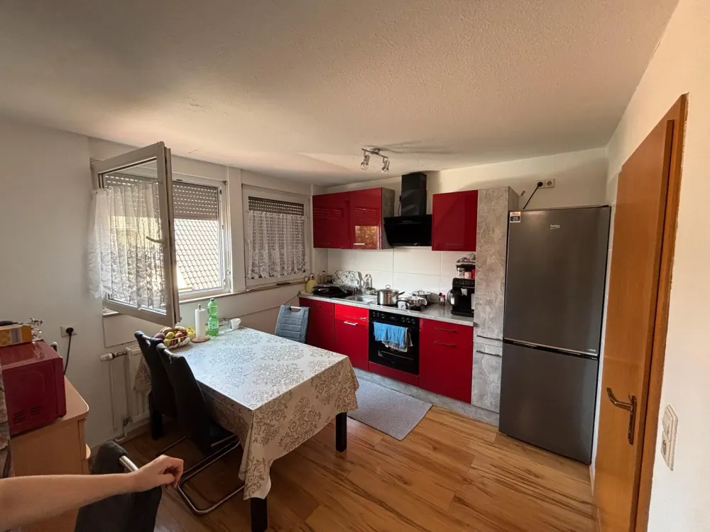 Charmante 4 Zimmer Wohnung in einem Historischen Gebäude
