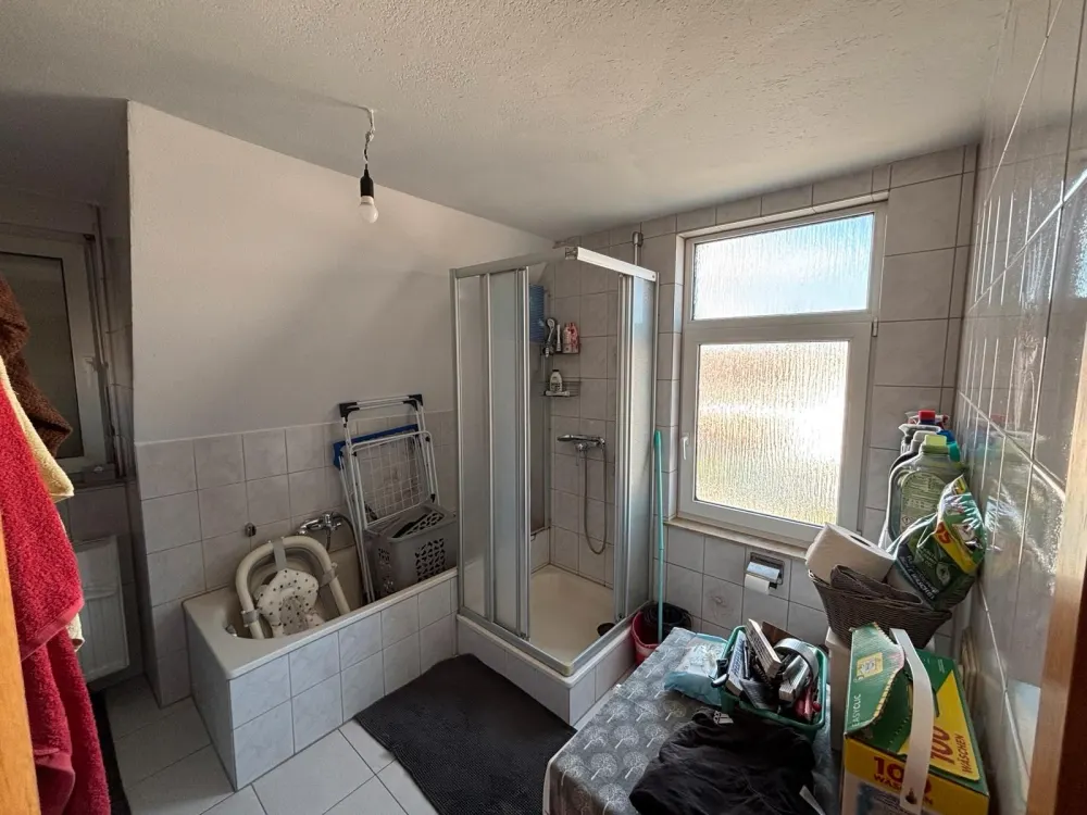 Charmante 4 Zimmer Wohnung in einem Historischen Gebäude