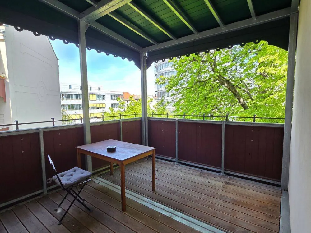 Großzügige 2-Raumwohnung mit Terrasse