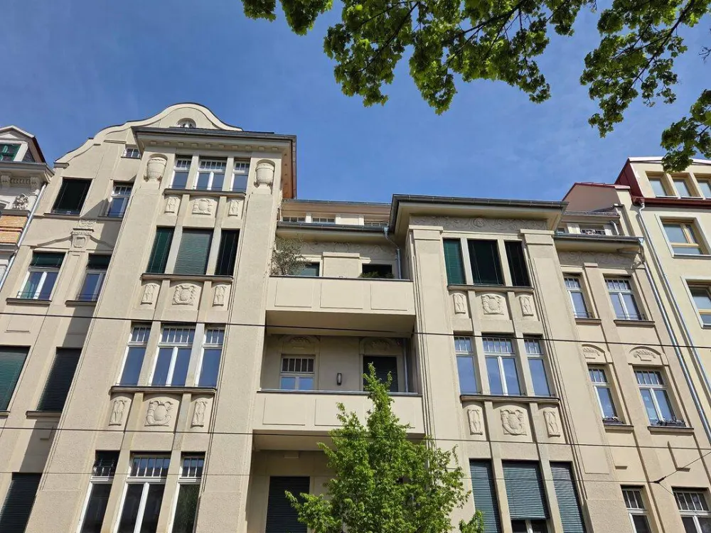 Großzügige 2-Raumwohnung mit Terrasse