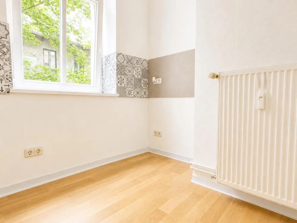 Sanierte 2-Zimmer-Altbauwohnung in Kiezlage - Nähe Antonplatz