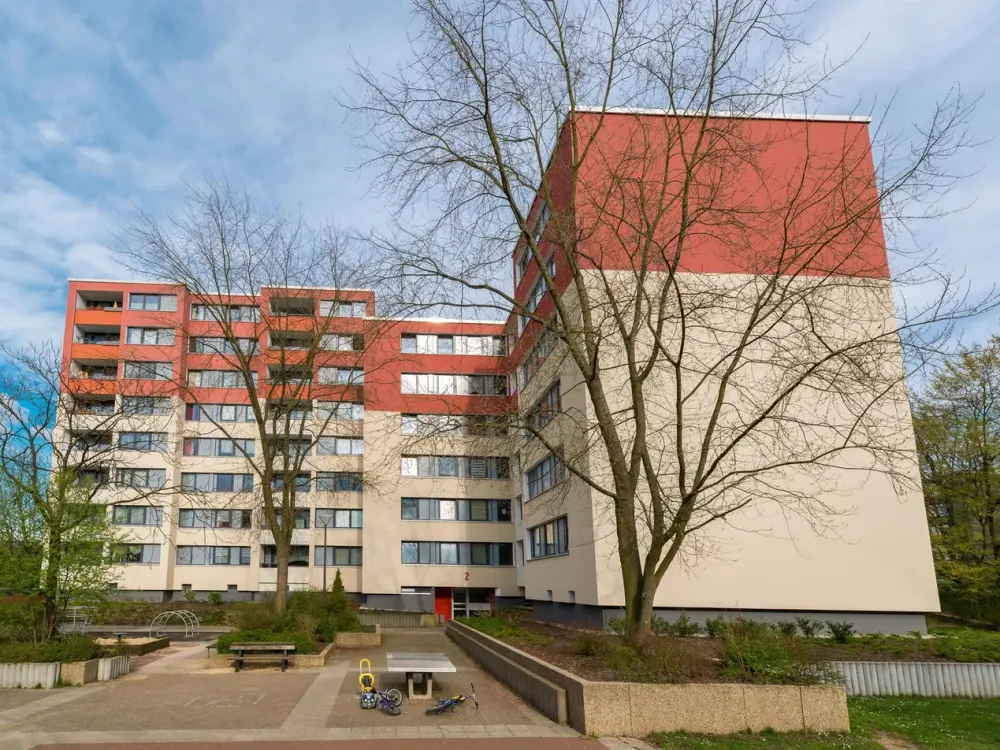 Schöne & helle 2,5 Zimmer Wohnung mit Gäste-WC - renoviert & einzugsbereit