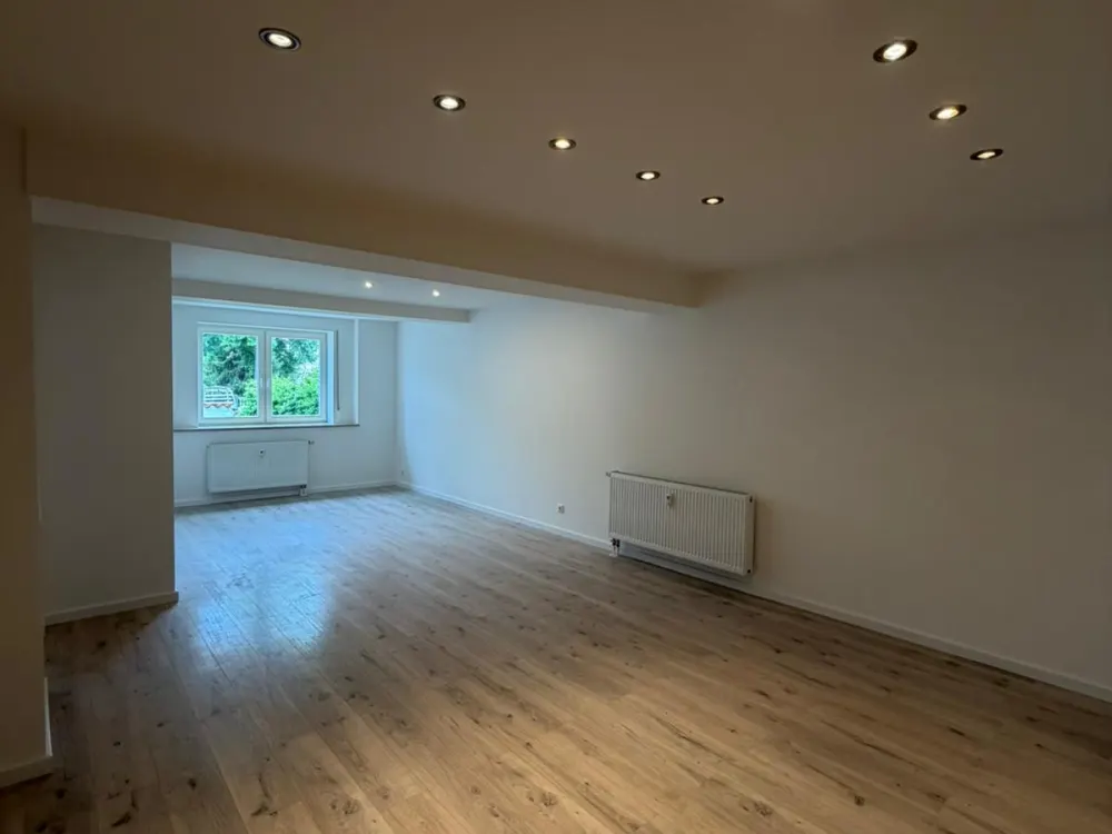 ERSTBEZUG NACH SANIERUNG, Stilvolle 2-Zimmer-Wohnung am Nordring