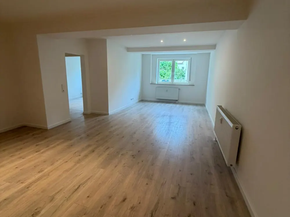 ERSTBEZUG NACH SANIERUNG, Stilvolle 2-Zimmer-Wohnung am Nordring