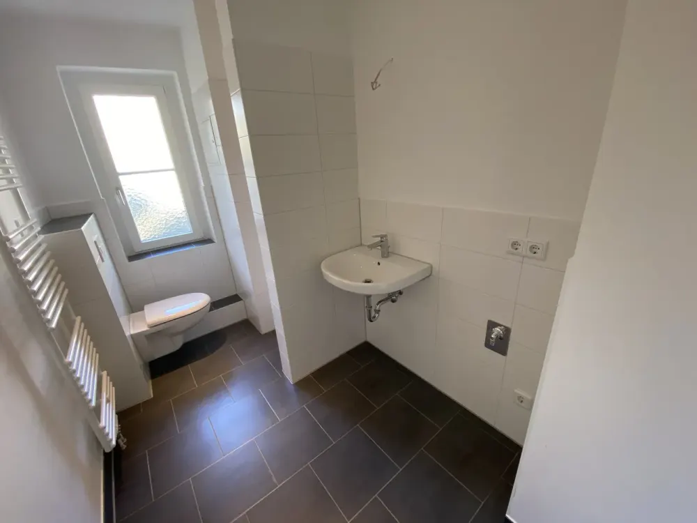 TOP sanierte 2 Raum Wohnung in Leipzig-Waldstraßenviertel in TOP Lage