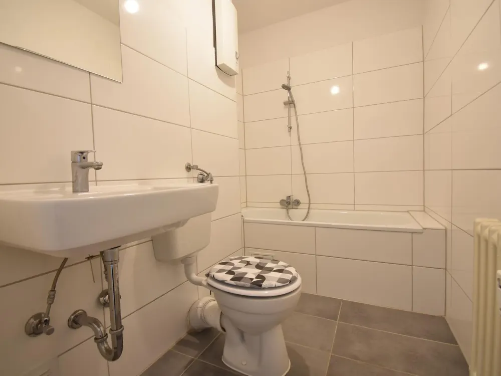 Ruhige Lage! Renoviertes Apartment mit Balkon in Willich