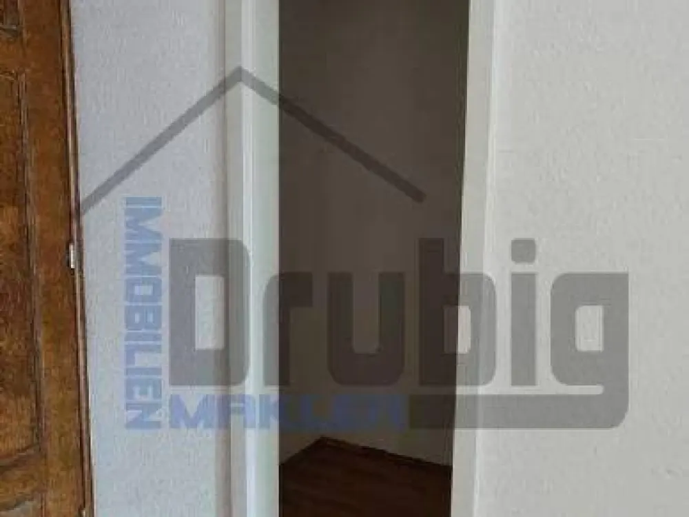 Zentrumsnahme 2- Raumwohnung mit Parkett und EBK
