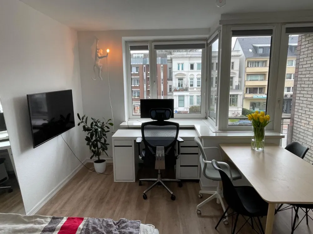 Helle 1-Zimmer-Wohnung in Eimsbüttel, teilmöbliert - ab 1.10.
