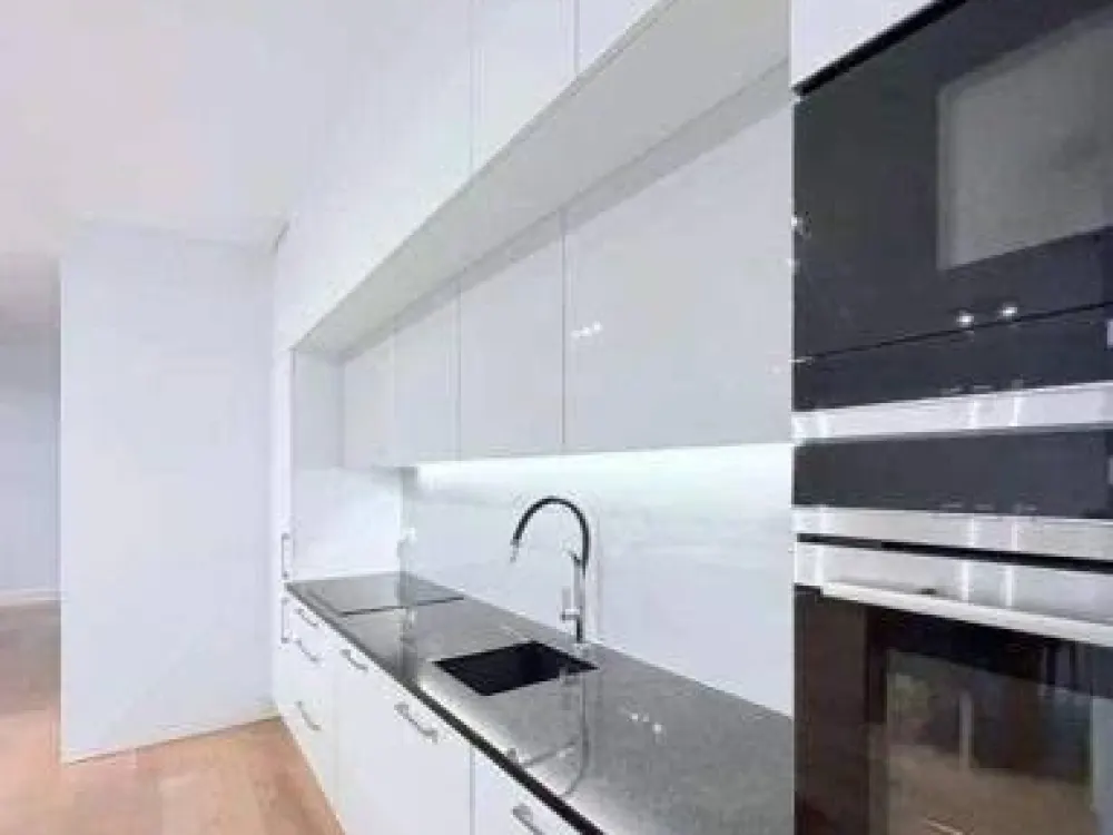 2-Zimmer-Wohnung mit EBK zu vermieten