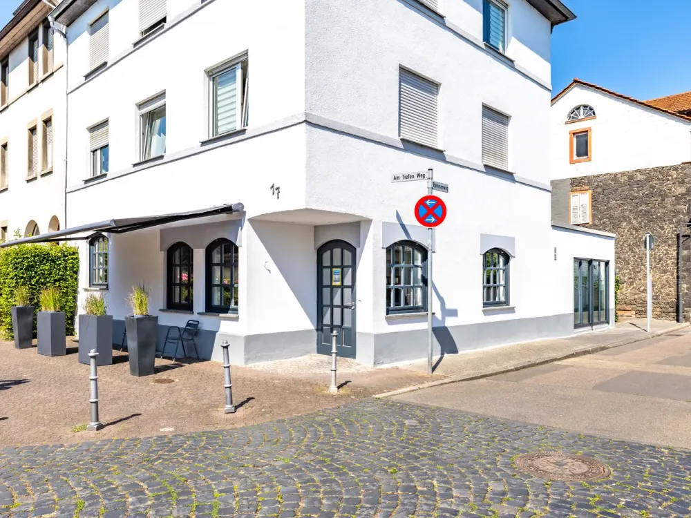 Hanau "Alt-Kesselstadt": Exklusive 2,5 Zimmer-Loftwohnung mit Einbauküche in ruhiger Wohnlage