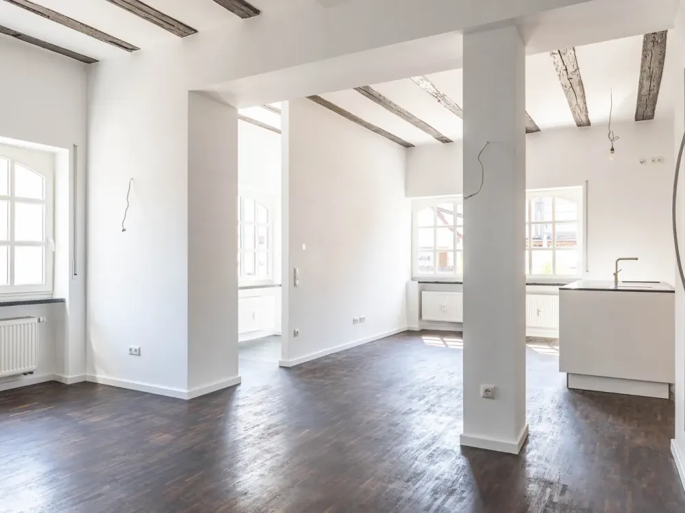 Hanau "Alt-Kesselstadt": Exklusive 2,5 Zimmer-Loftwohnung mit Einbauküche in ruhiger Wohnlage