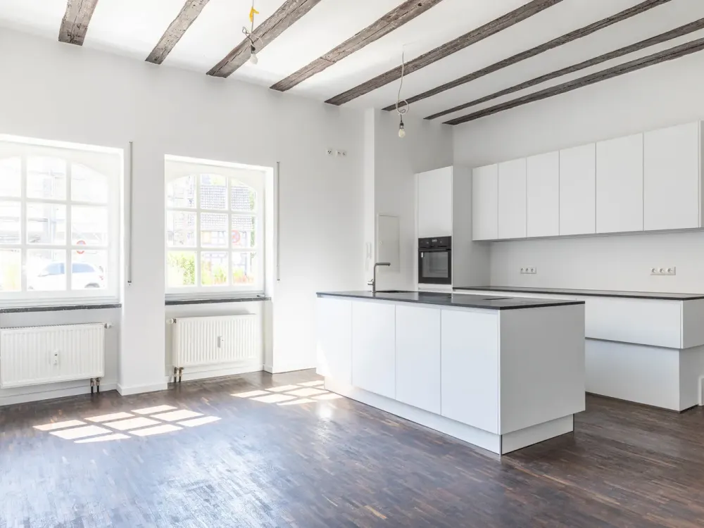 Hanau "Alt-Kesselstadt": Exklusive 2,5 Zimmer-Loftwohnung mit Einbauküche in ruhiger Wohnlage