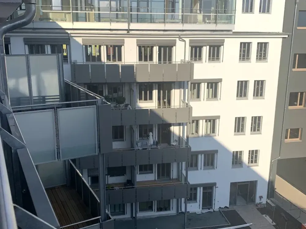 Möblierte Wohnung mit EBK: exklusive 2-Zimmer-Wohnung in Nürnberg direkt am Wöhrdersee