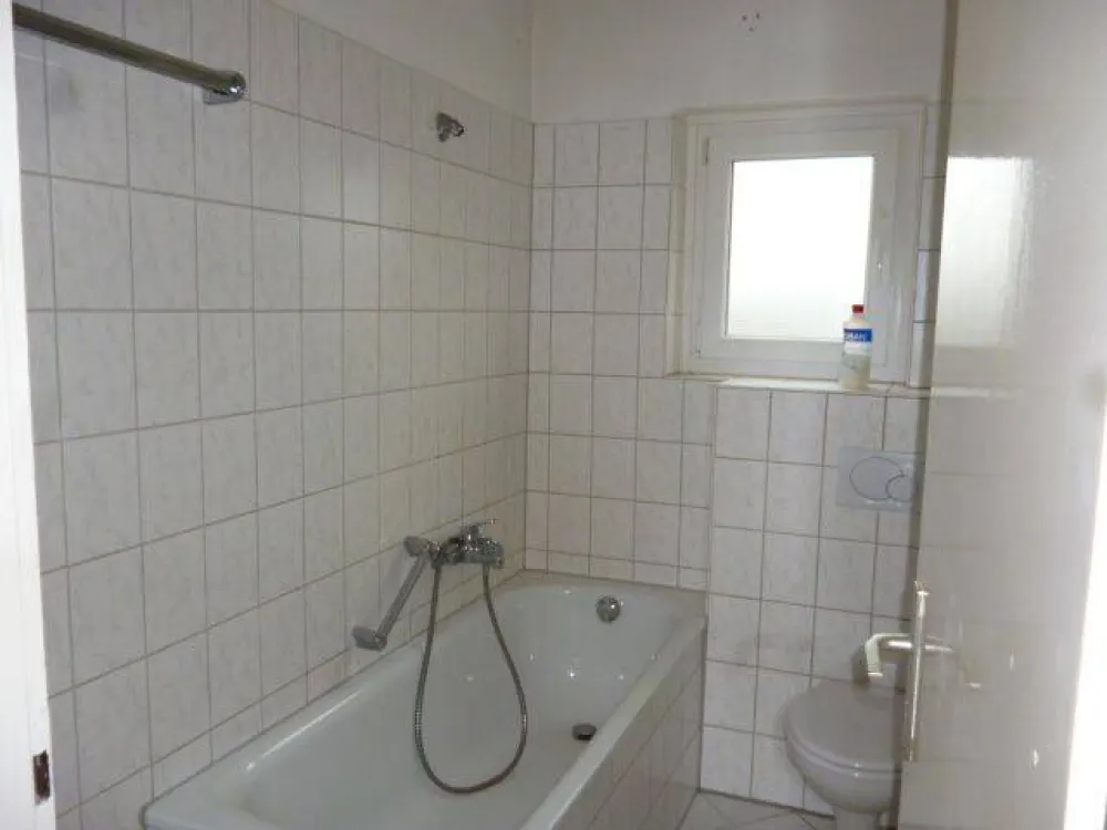 3 Zimmer mit Balkon, warten nur auf Sie...