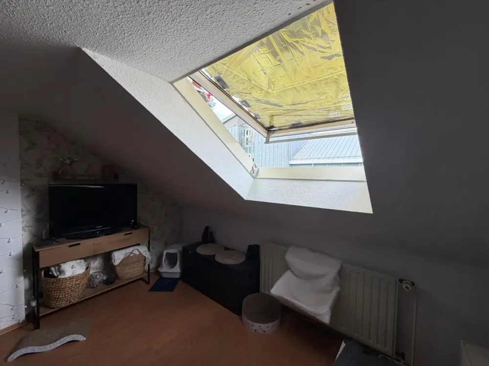 DRINGEND FÜR OKTOBER Nachmieter gesucht: 2 Zimmer DACHGESCHOSS Wohnung Dortmund Innenstadt West