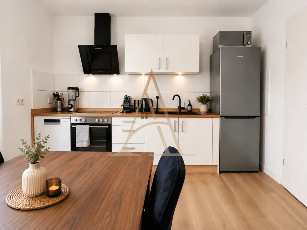 Helle 3-Zimmer-Wohnung mit Balkon & Einbauküche in Rheinlage von Köln-Porz